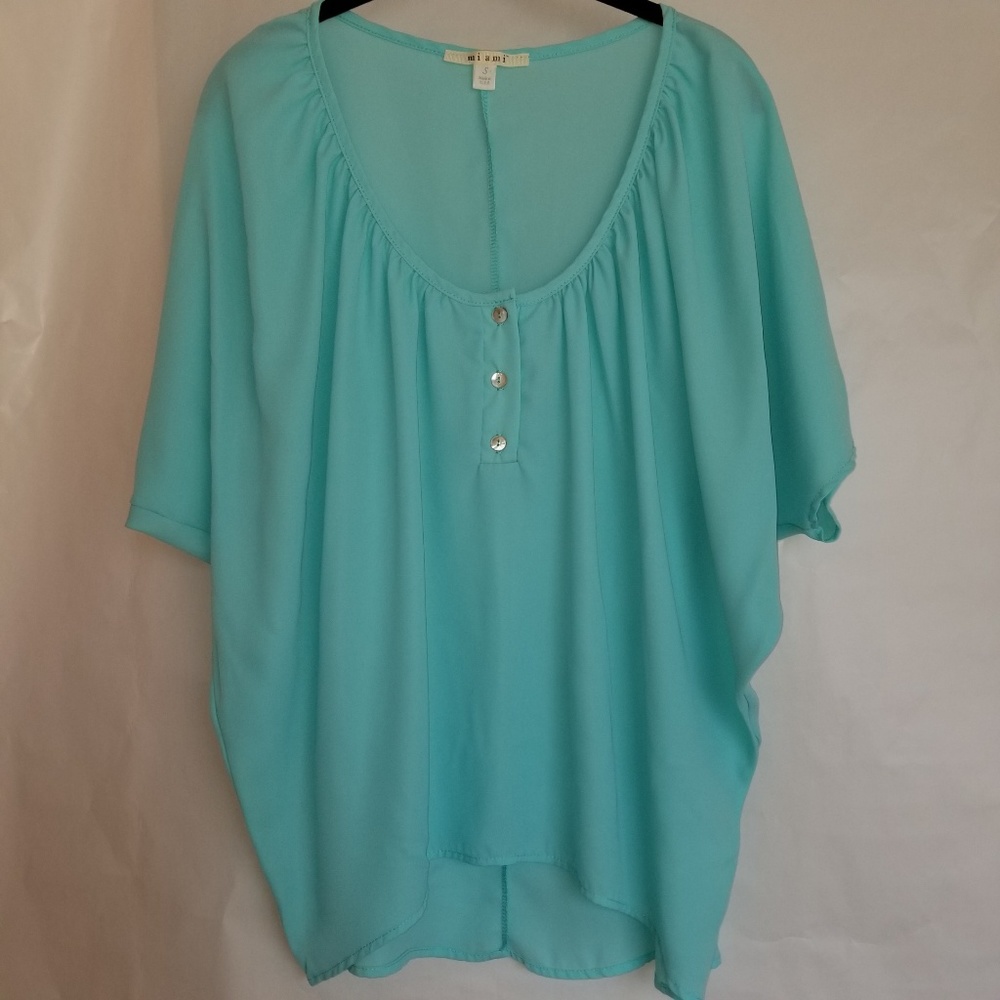 Miami aqua blue flowy shawl top in size small